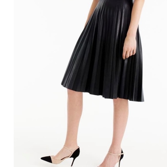 Reposhing - J Crew Faux Leather Pleated Skirt - Picture 2 of 2